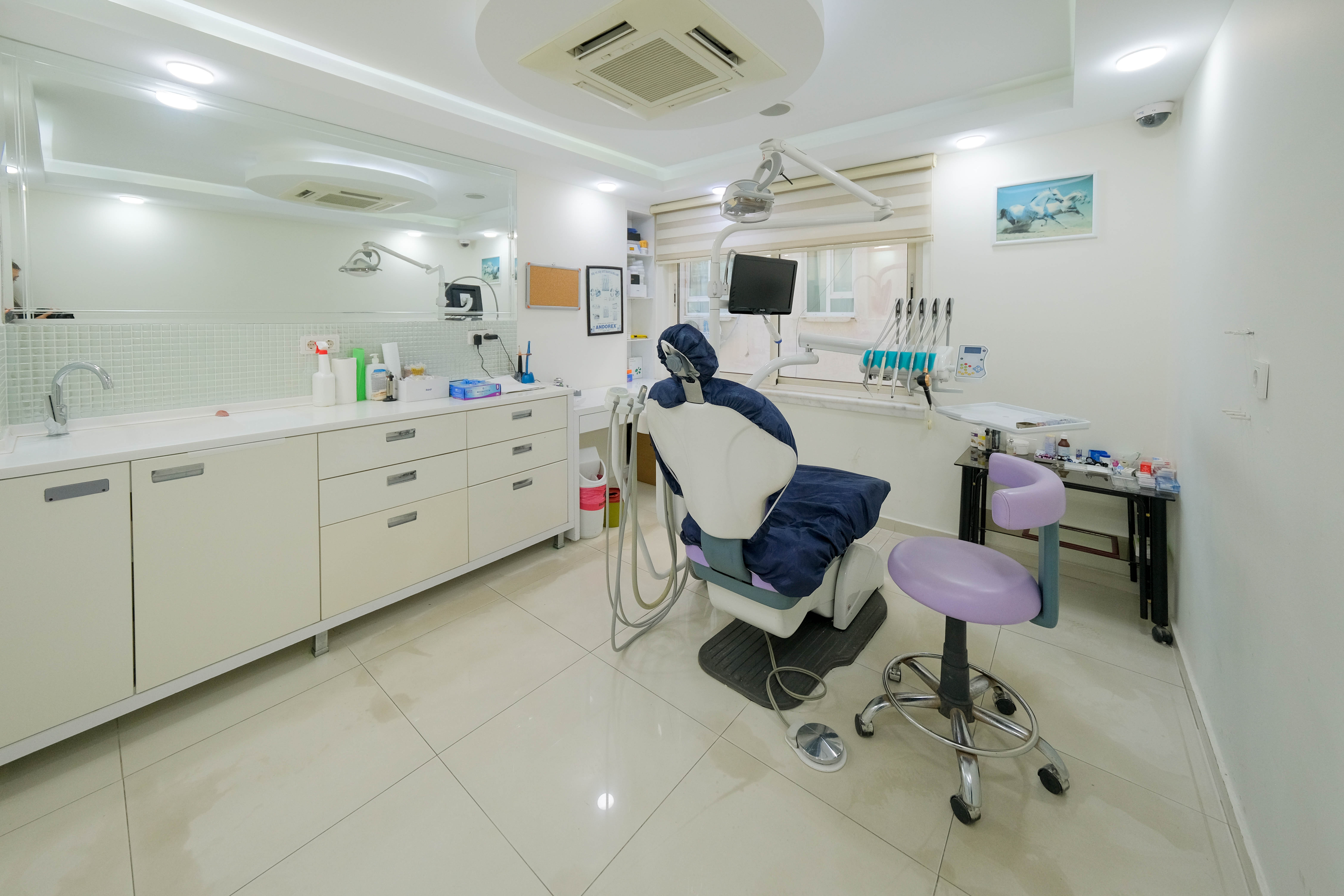 Side Dental Clinic - 4