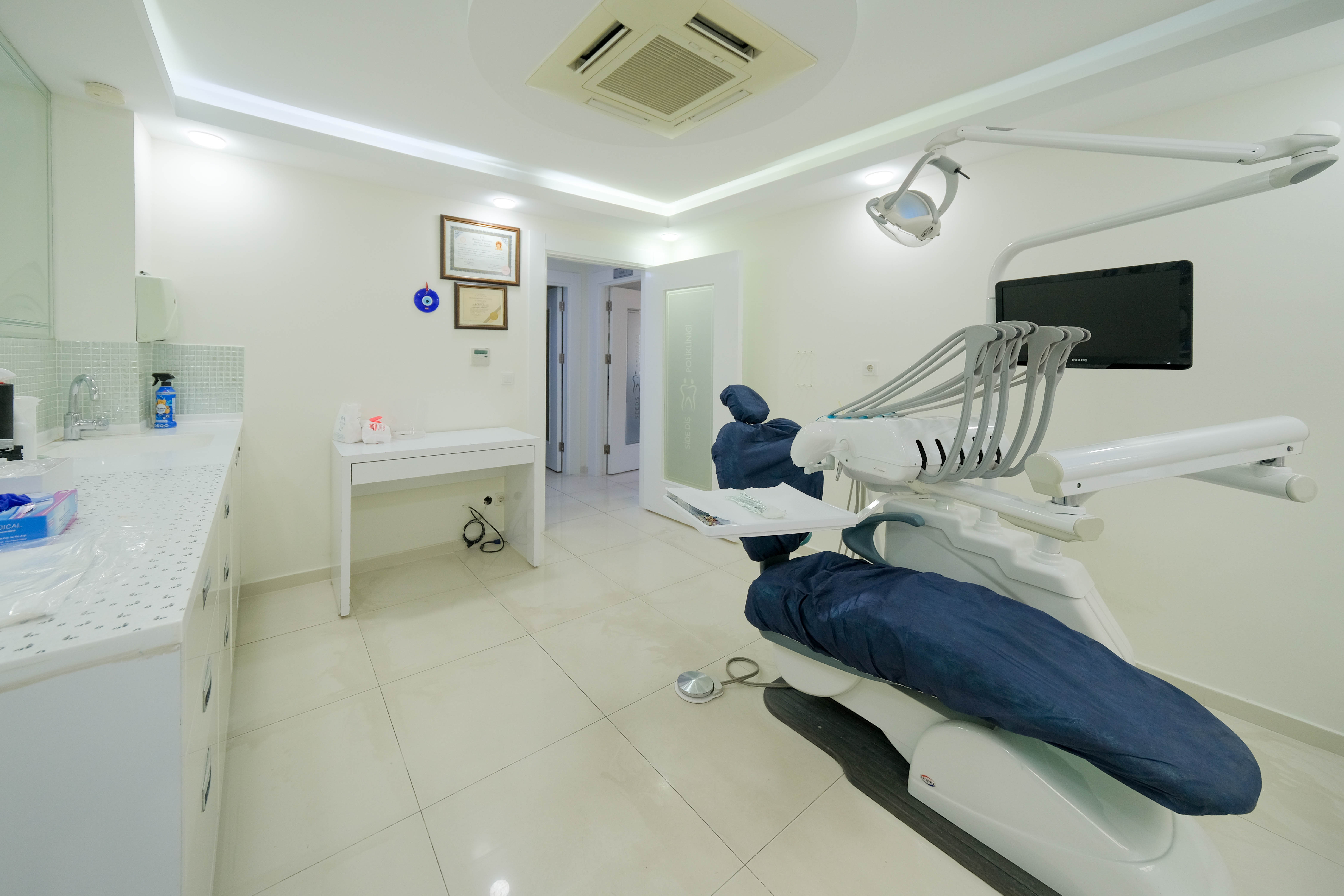 Side Dental Clinic - 7