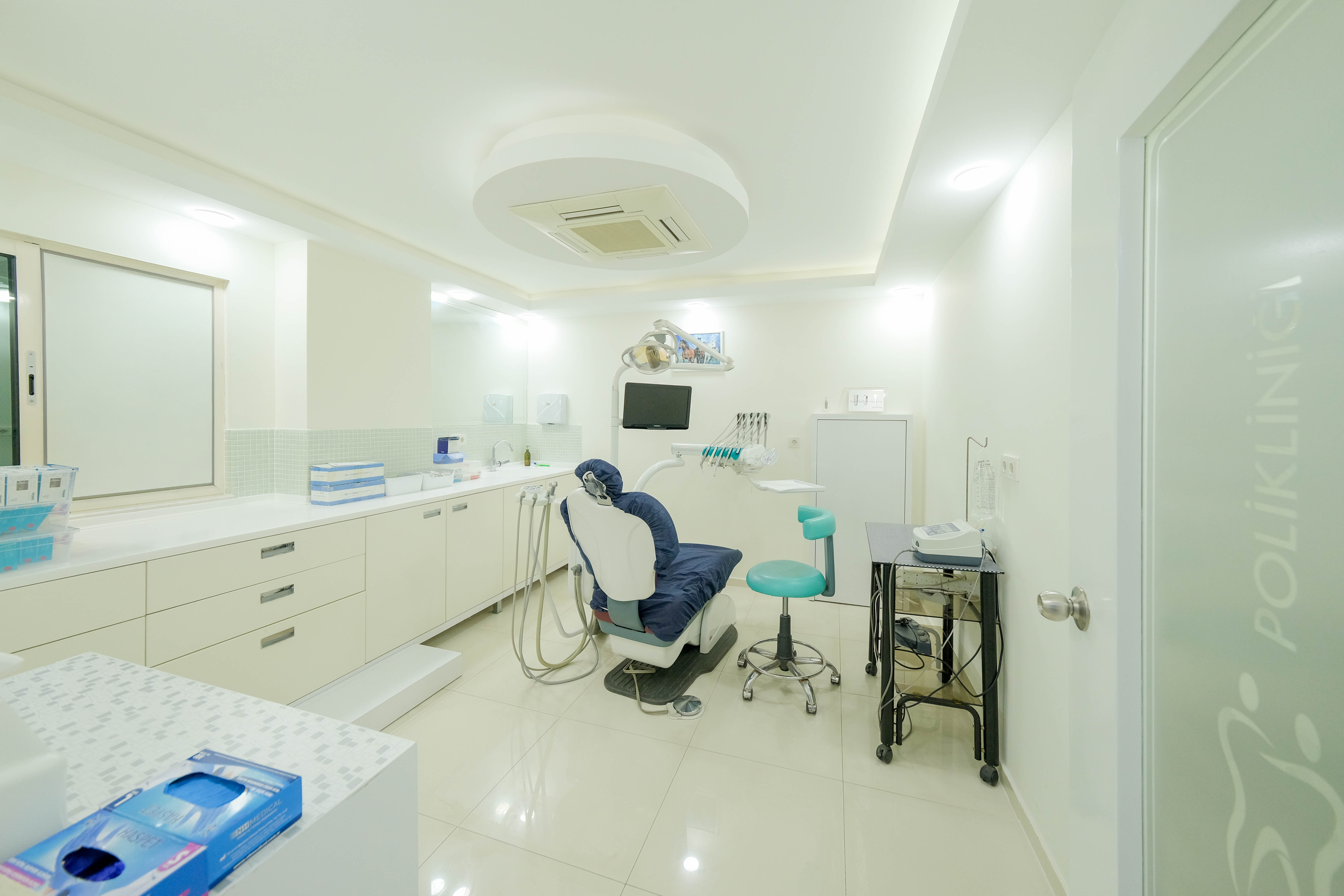 Side Dental Clinic - 10
